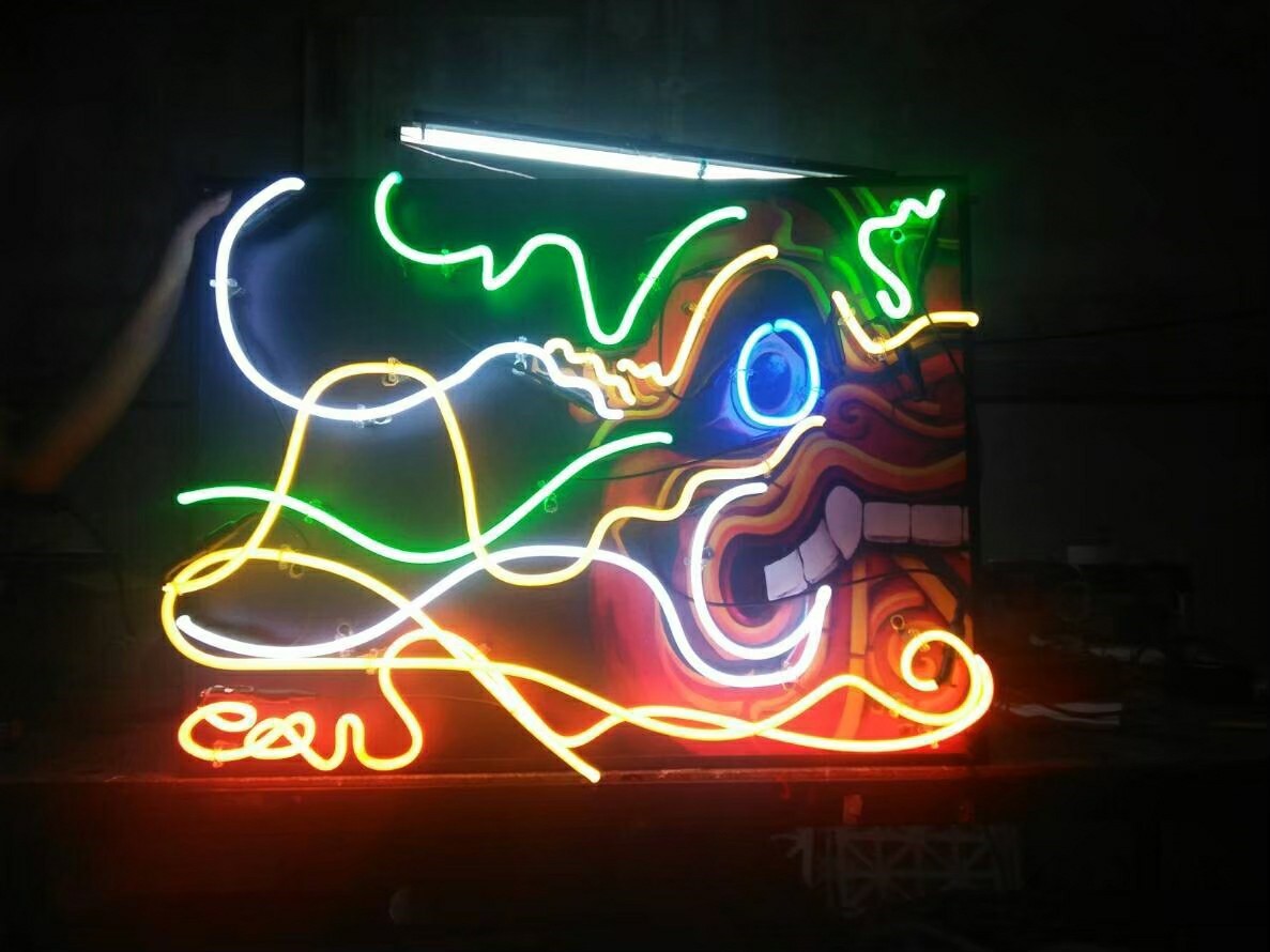 ป้ายไฟนีออน LED อะคริลิคใสรองหลัง