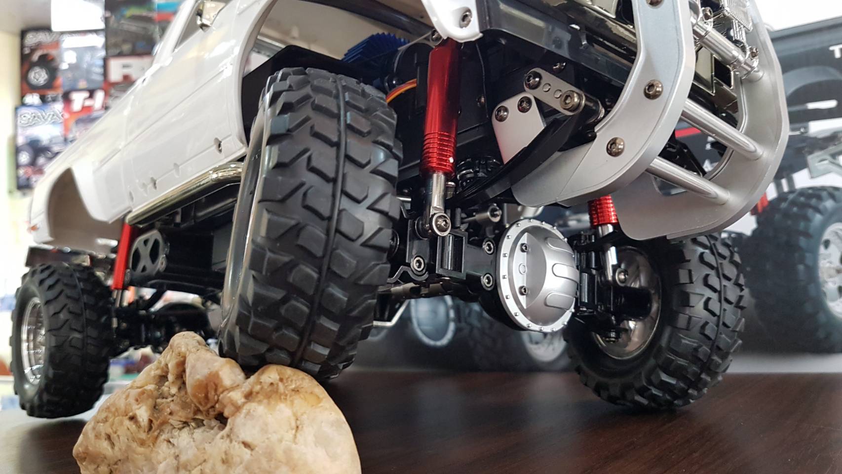 Toyota Hilux High-Lift (RTR)