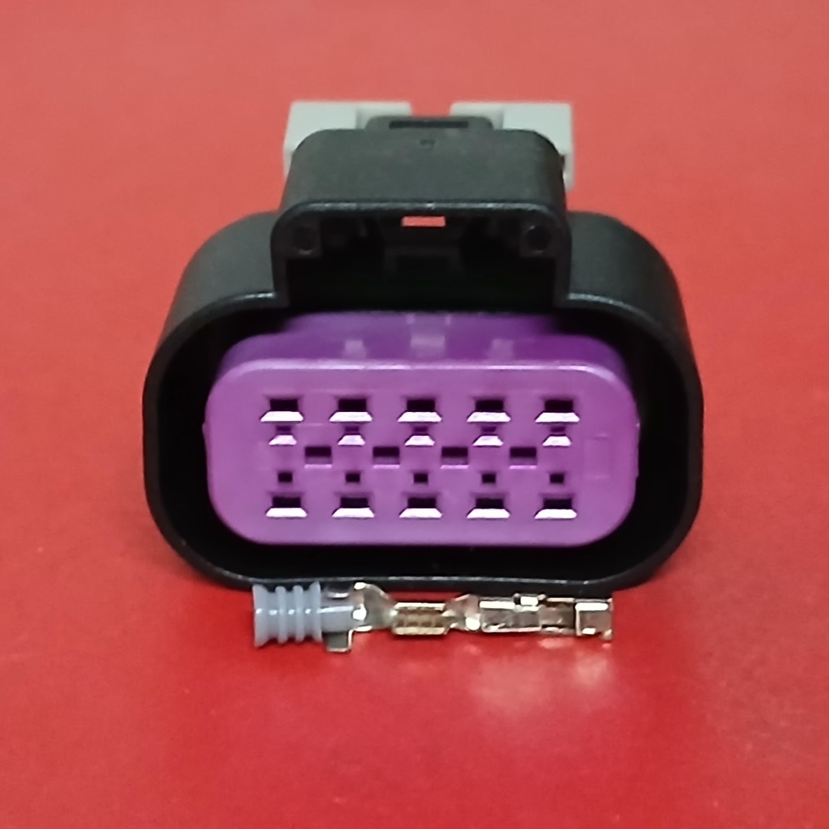 10 พิน ดำ/ม่วง ลิ้นเร่ง ISUZU #6847