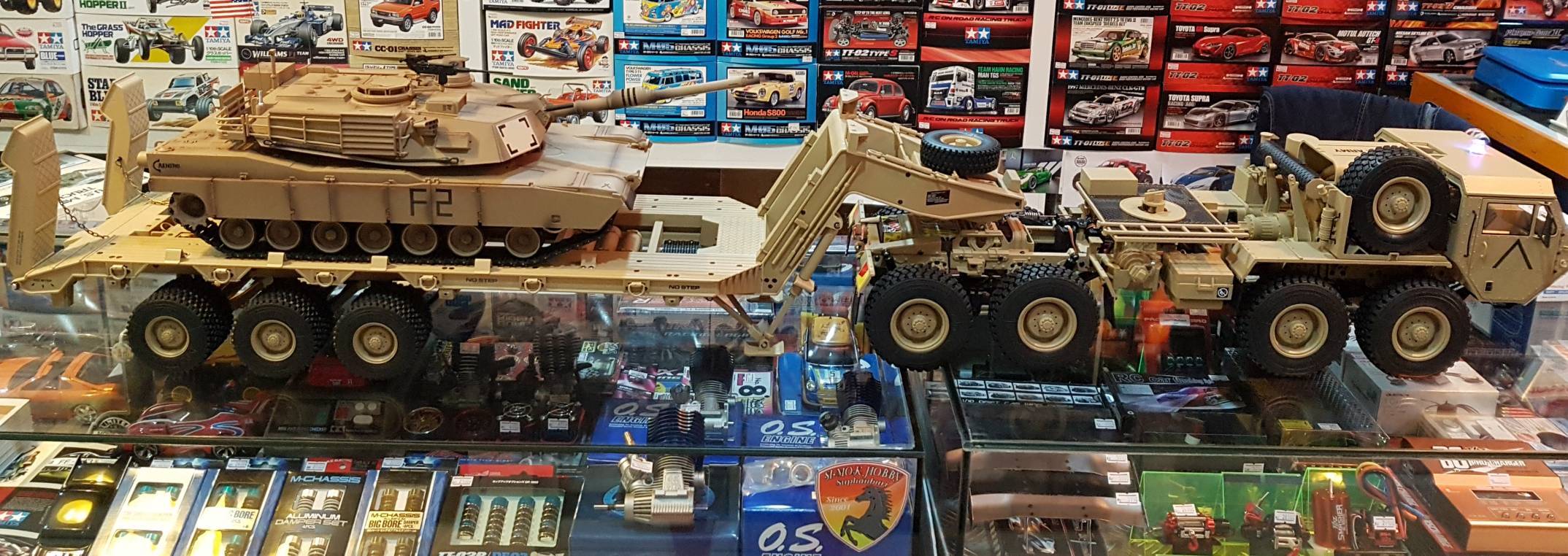 U.S. M983 Hemtt Oshkosh 8x8 Military Tactical Truck w/M747 Lowboy Trailer (Full-Option)