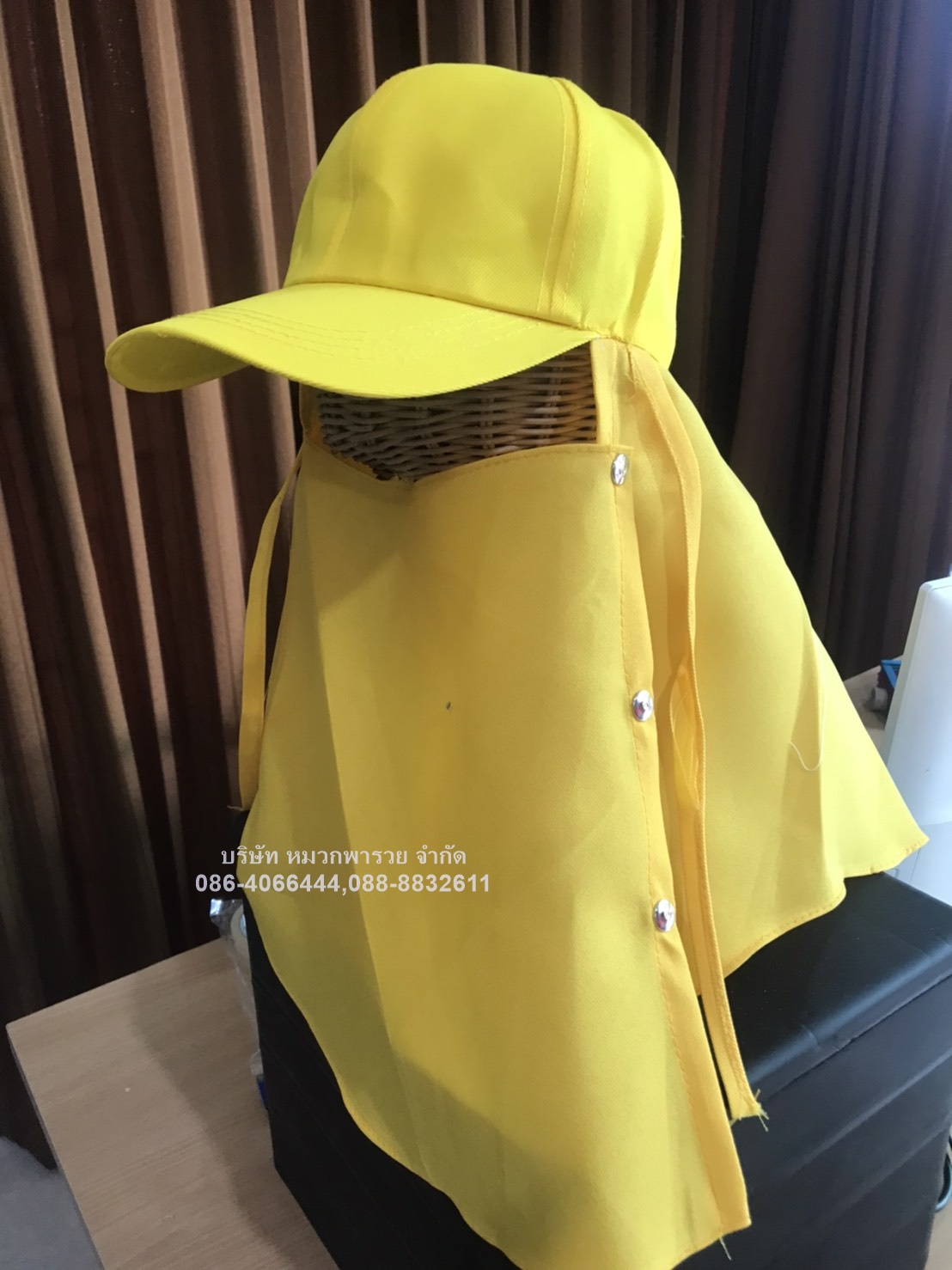 หมวกแก๊ปคลุมหน้า ขั้นต่ำ 100 ใบ