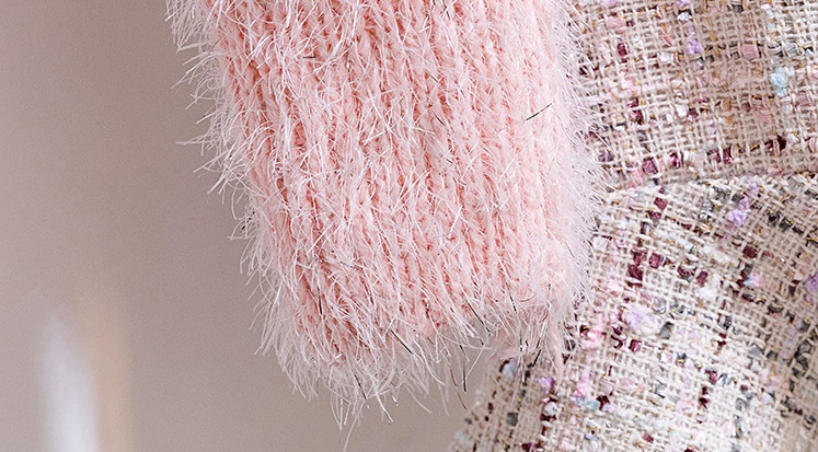 พร้อมส่ง - เสื้อไหมพรมฟรุ้งฟริ้งแขนยาว ST215 (สีชมพู)