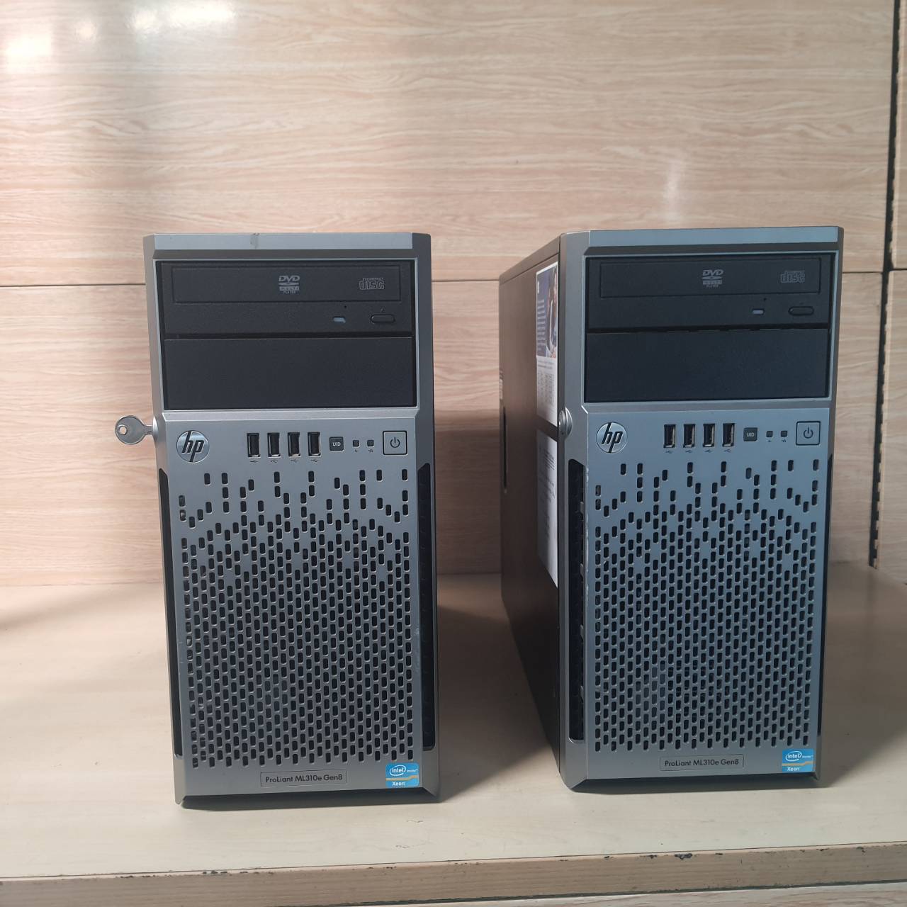 hp prolion ml310e gen8 มีสองเครื่อง ram 4g hhd 500*3ลูก เครื่องเปิดติด