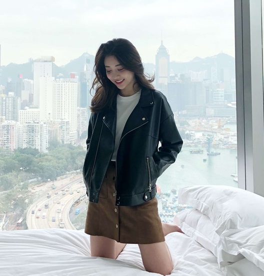 พร้อมส่ง - เสื้อแจ็คเก็ตหนัง PU ทรงสวย ด้านในบุขนพิเศษ CT235 (สีดำ)