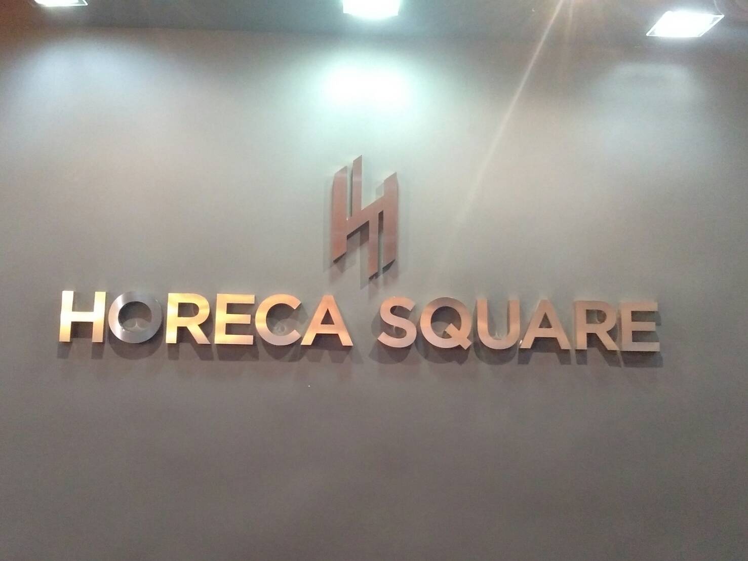 ป้ายอักษรโลหะโรสโกลด์ (rose gold) #รัชดา