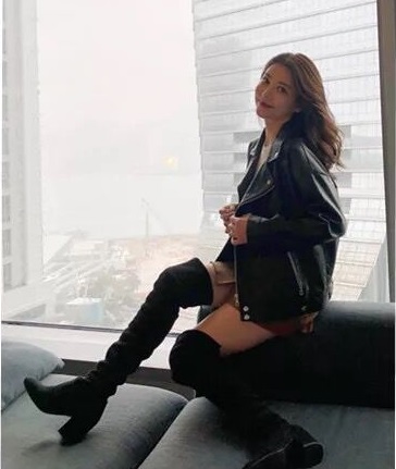 พร้อมส่ง - เสื้อแจ็คเก็ตหนัง PU ทรงสวย ด้านในบุขนพิเศษ CT235 (สีดำ)