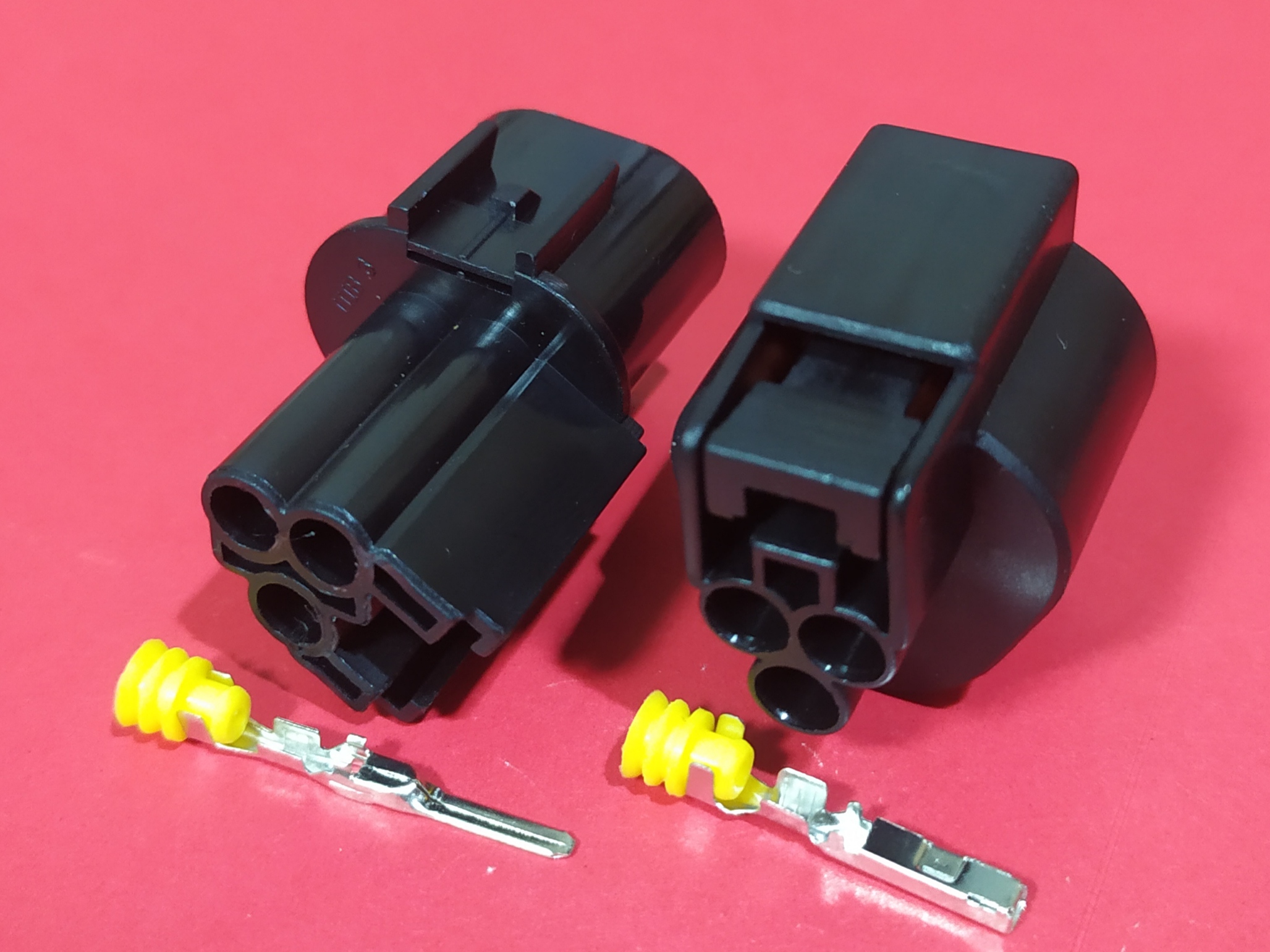 3 พิน เซ็นเซอร์ เพลาข้อเวี่ยง Mitsubishi