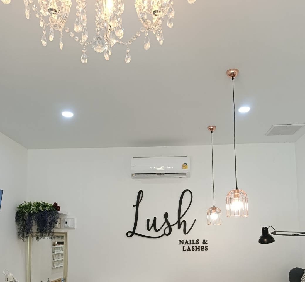 งานผลิตติดตั้ง ป้ายอักษรซิงค์ยกขอบพ่นทำสี ป้ายภูเก็ต