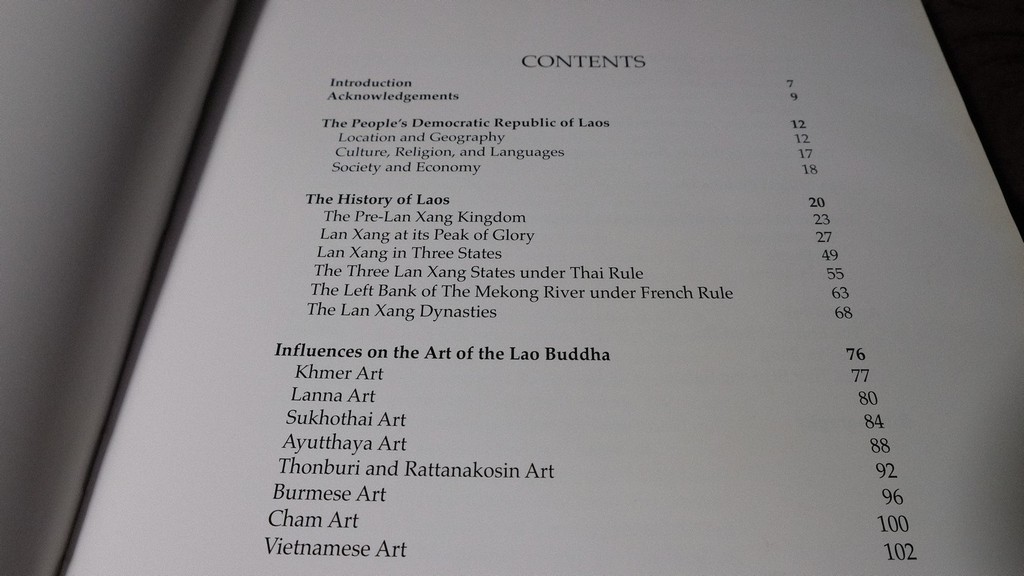 Lao Buddha: The Image and Its History by Somkiart Lopetcharat พระพุทธรูปล้านช้าง โดย สมเกียรติ โล่เพชรัตน์ (พรีออเดอร์-สอบถาม)
