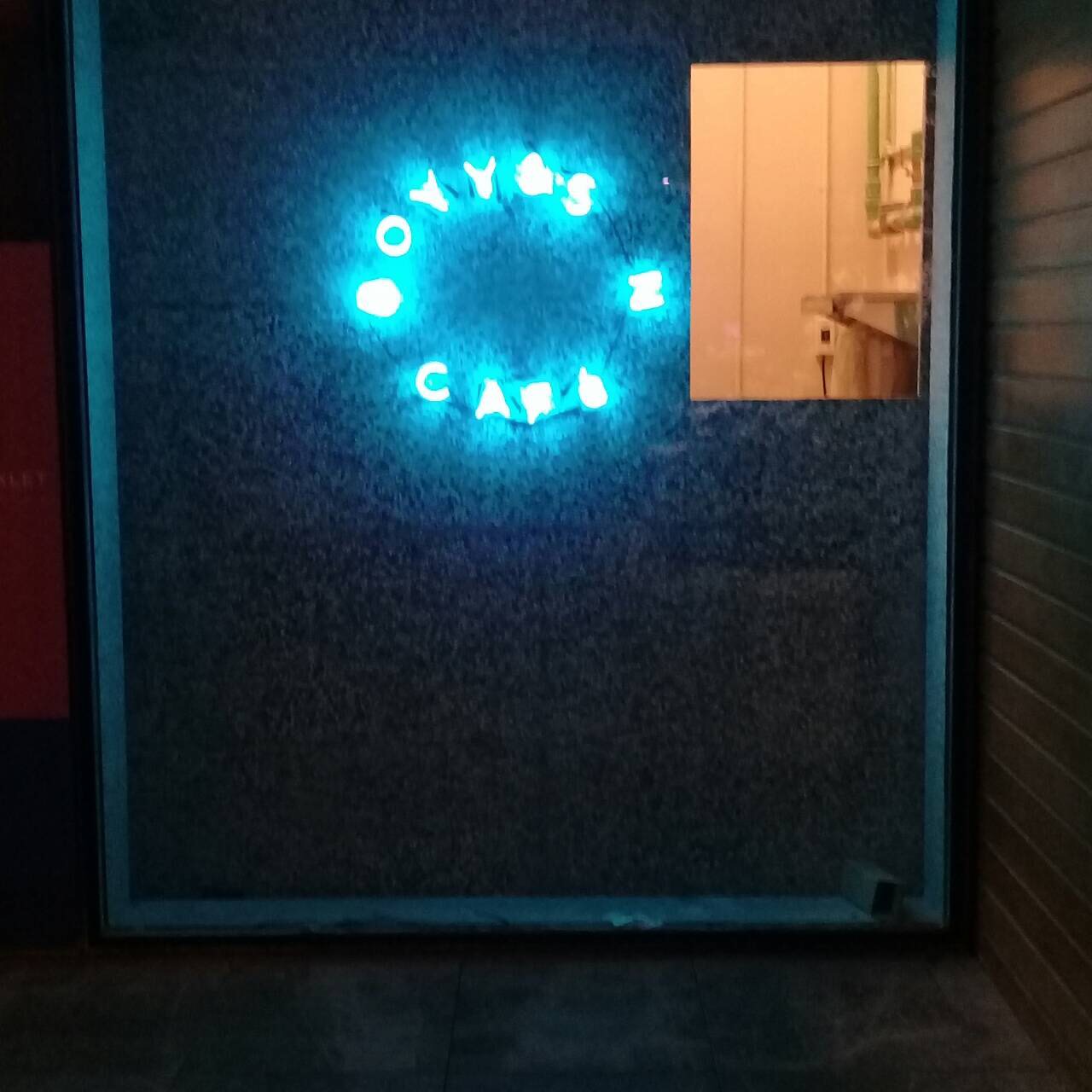 ป้ายไฟดัดตัวอักษร #BOYY ติดตั้งป้ายห้างเกสร