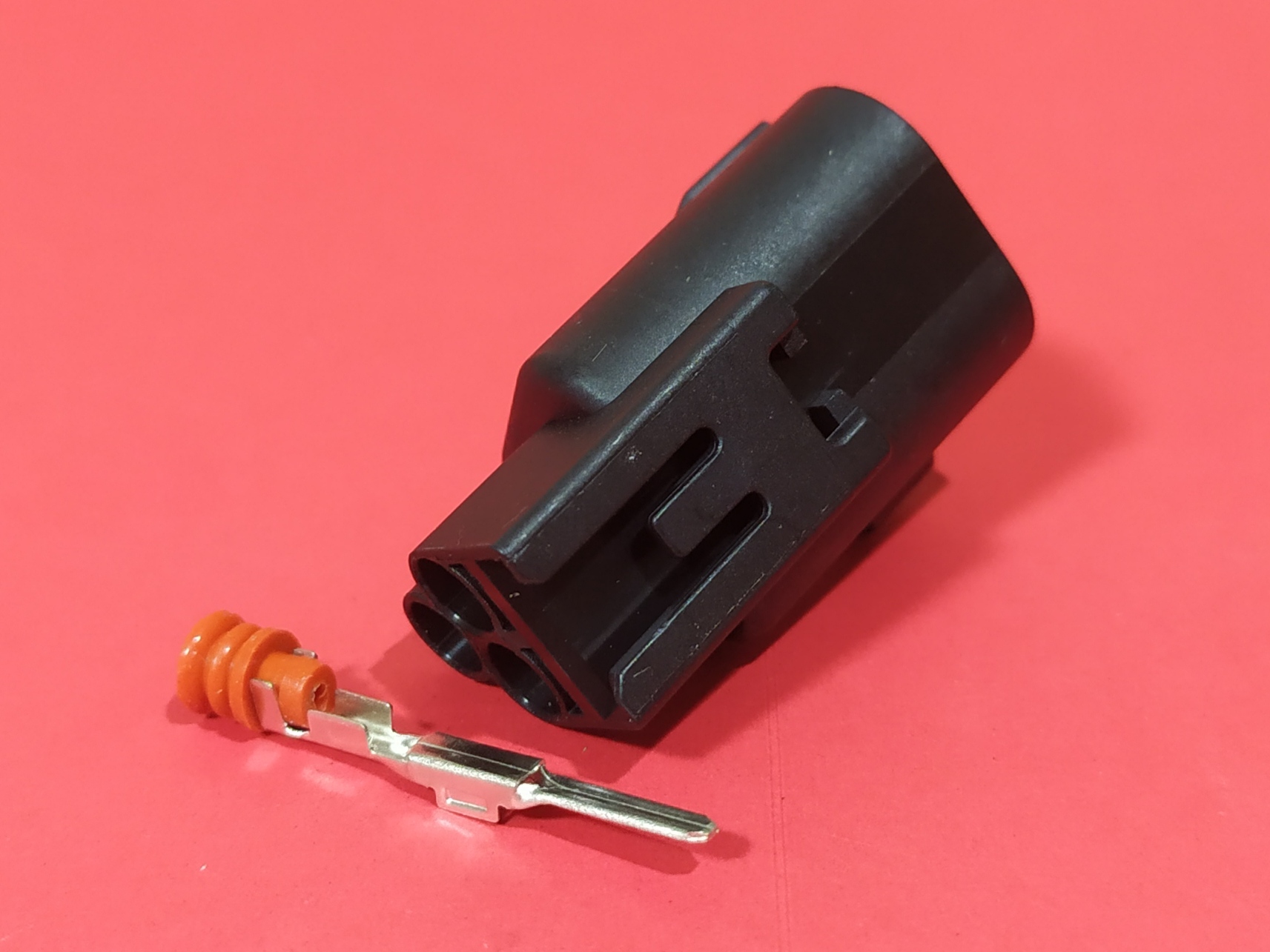 3 พิน ดำ/ขาว (ตัวผู้) #0099