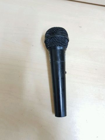 ไมค์ ยี่ห้อ jbl