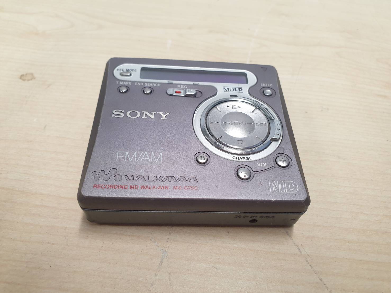 เครื่องบันทึก sony MZ-G750