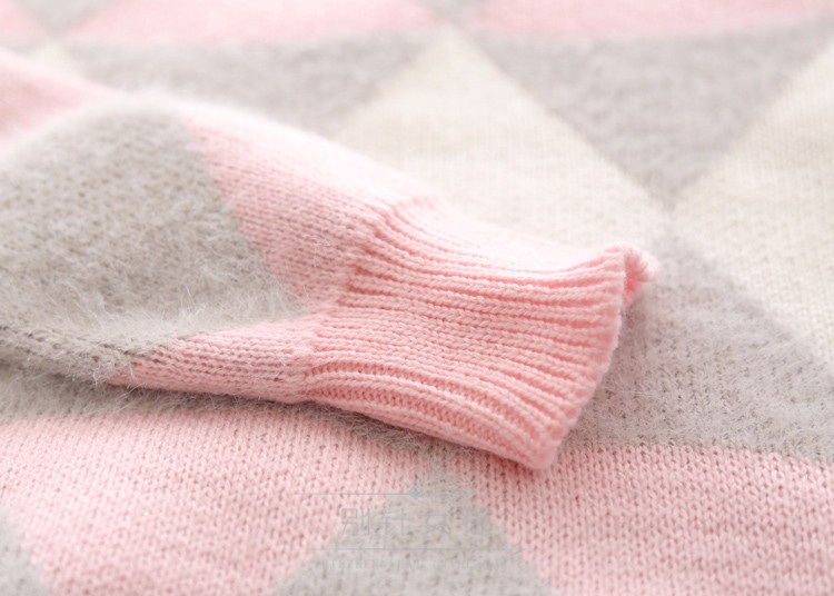 พร้อมส่ง - เสื้อไหมพรมแฟชั่นแขนยาว ST635 (สีชมพู)