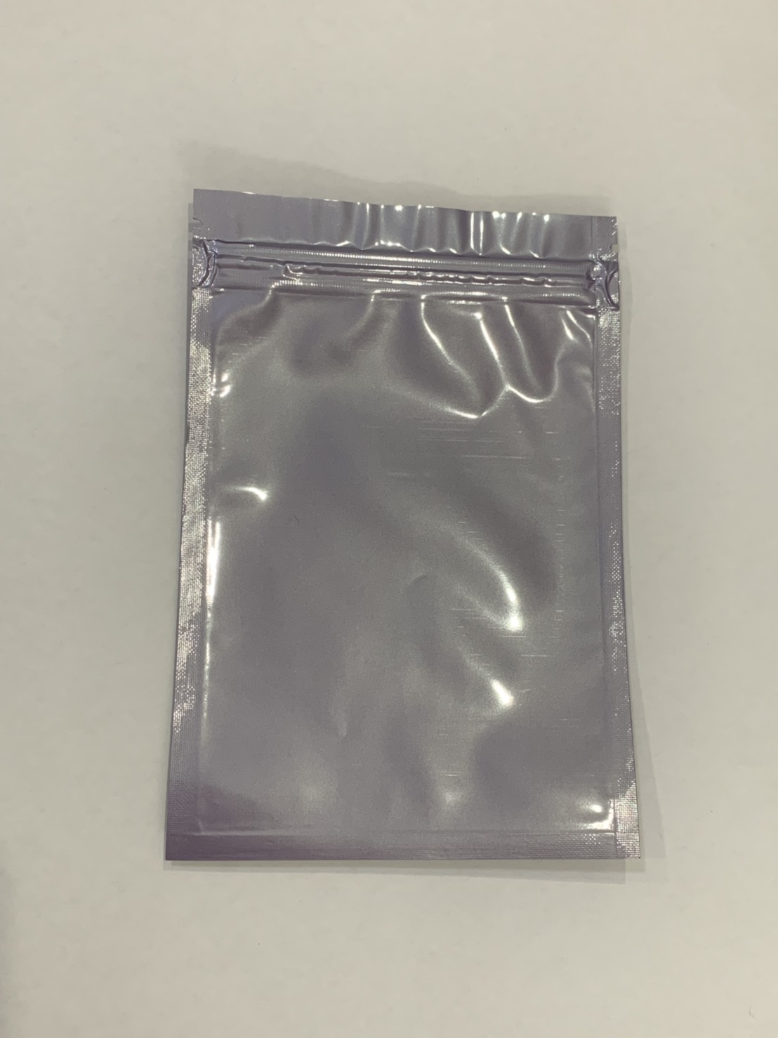 ถุงซิปล็อคตั้งไม่ได้ (ก้นแบน) - ฟอยล์สี (เมทัลไลท์)