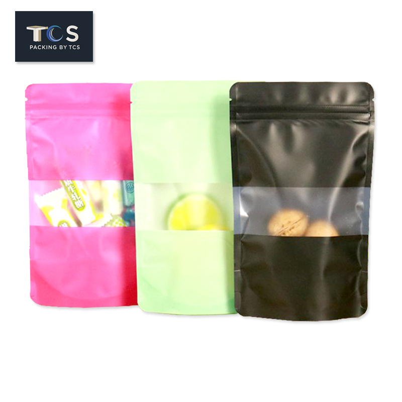 ถุงซิปล็อคตั้งได้ เนื้อพลาสติกขุ่นสี เปิดช่องหน้าต่าง