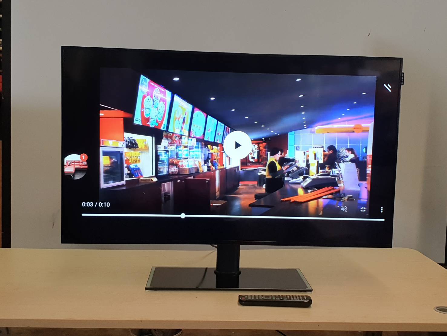 Sumsung 48"Smart Signage Slim & Light LFD with Built-in MagicInfo Lite