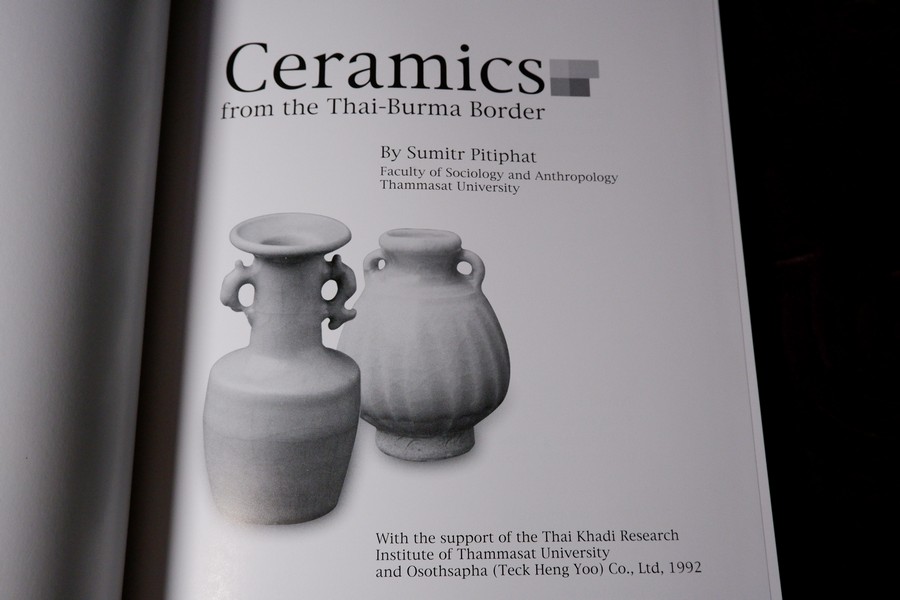 Ceramics from the Thai-Burma Border by Sumitr Pitiphat ปี 1992