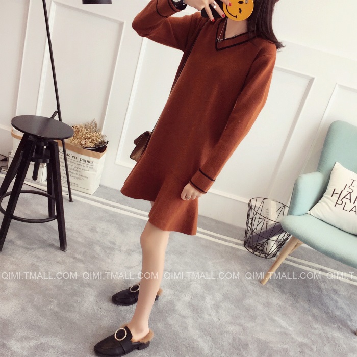 พรีออเดอร์ - เดรสไหมพรม Pre - DT146 (สีน้ำตาล)