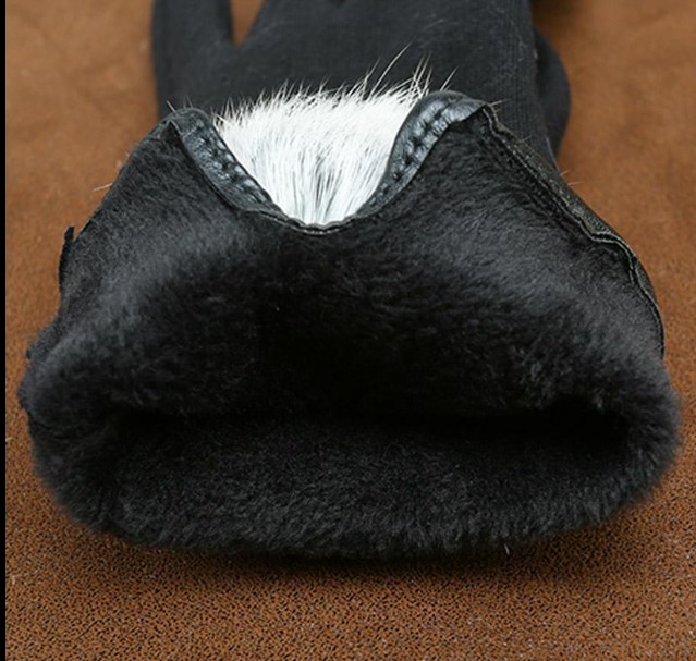 พร้อมส่ง - ถุงมือกันหนาว GT250 (สีดำ)