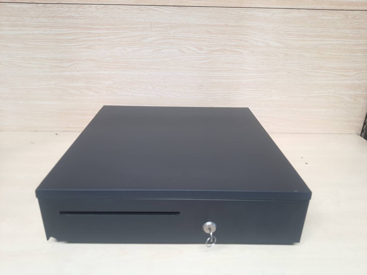 Electronic Cash Drawer ECD-420X ช่องเก็บธนบัตร 5 ช่อง ช่องเก็บเหรียญ 8 ช่อง ( 50X20X52.)มือสอง