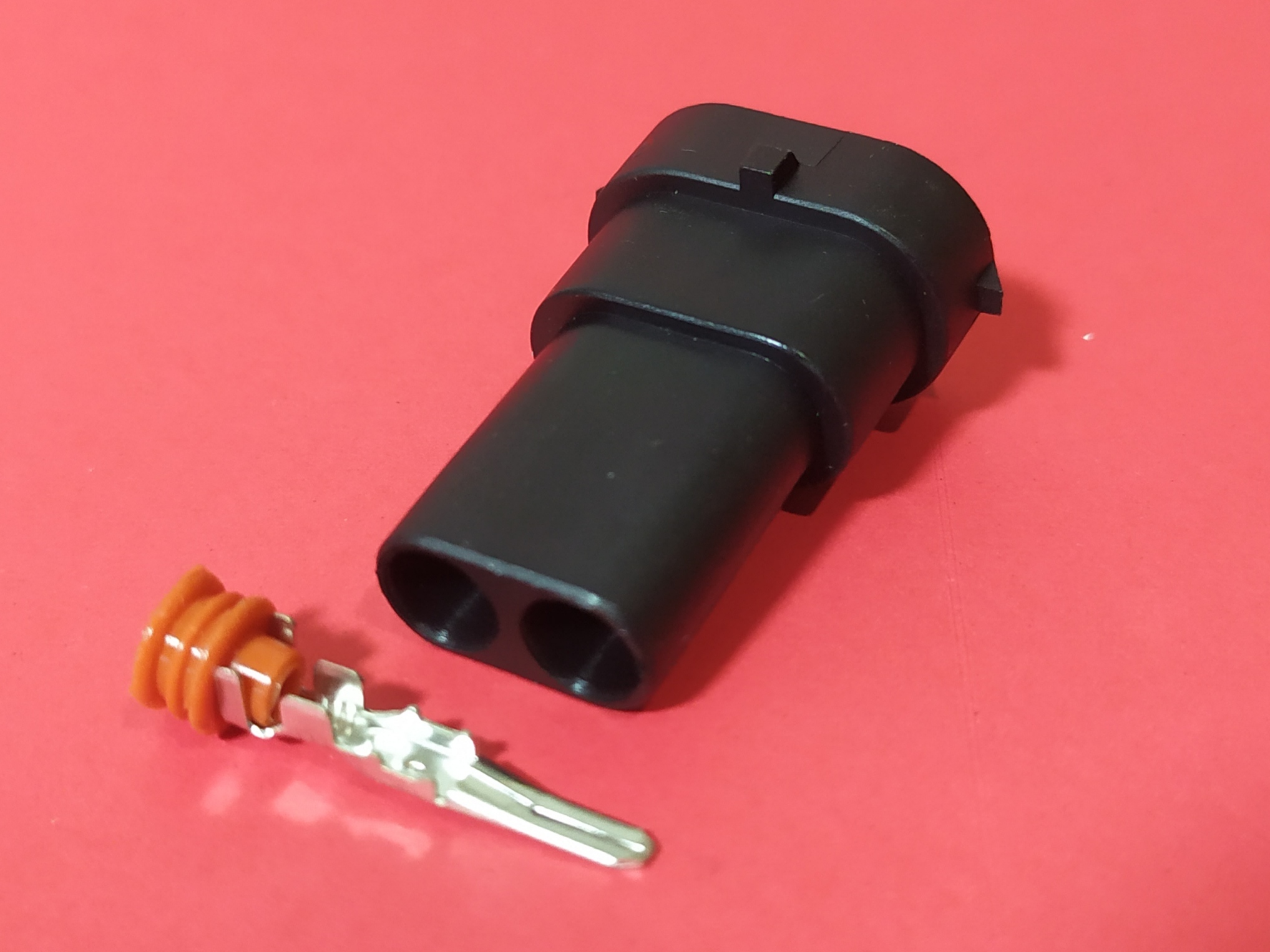 H11 ตัวผู้ มีแกนร่องกลางด้านใน