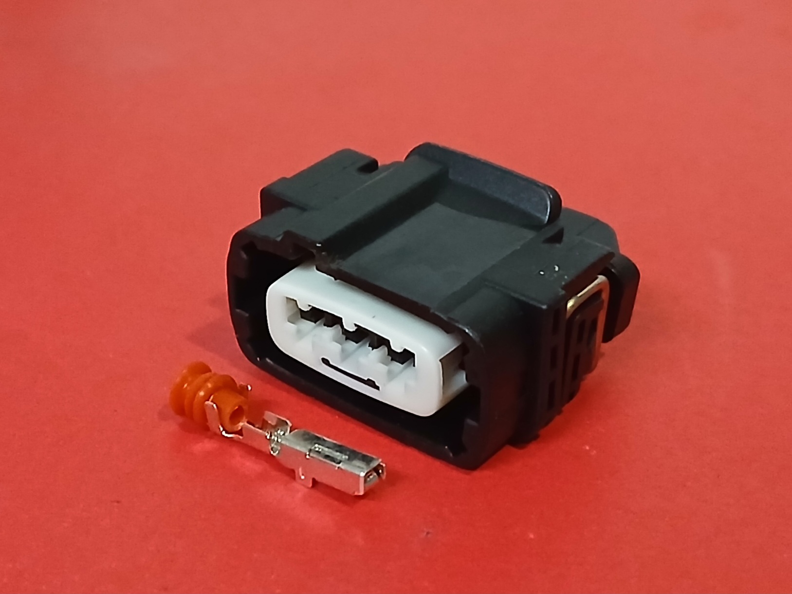 3 พิน ดำ Hyundai MAZDA #7039Q