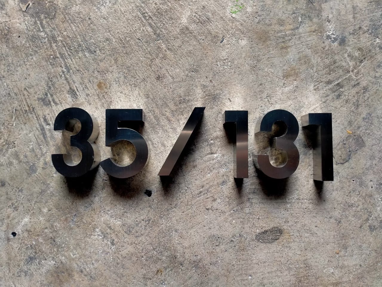 งานป้ายบ้านเลขที่ 35/313