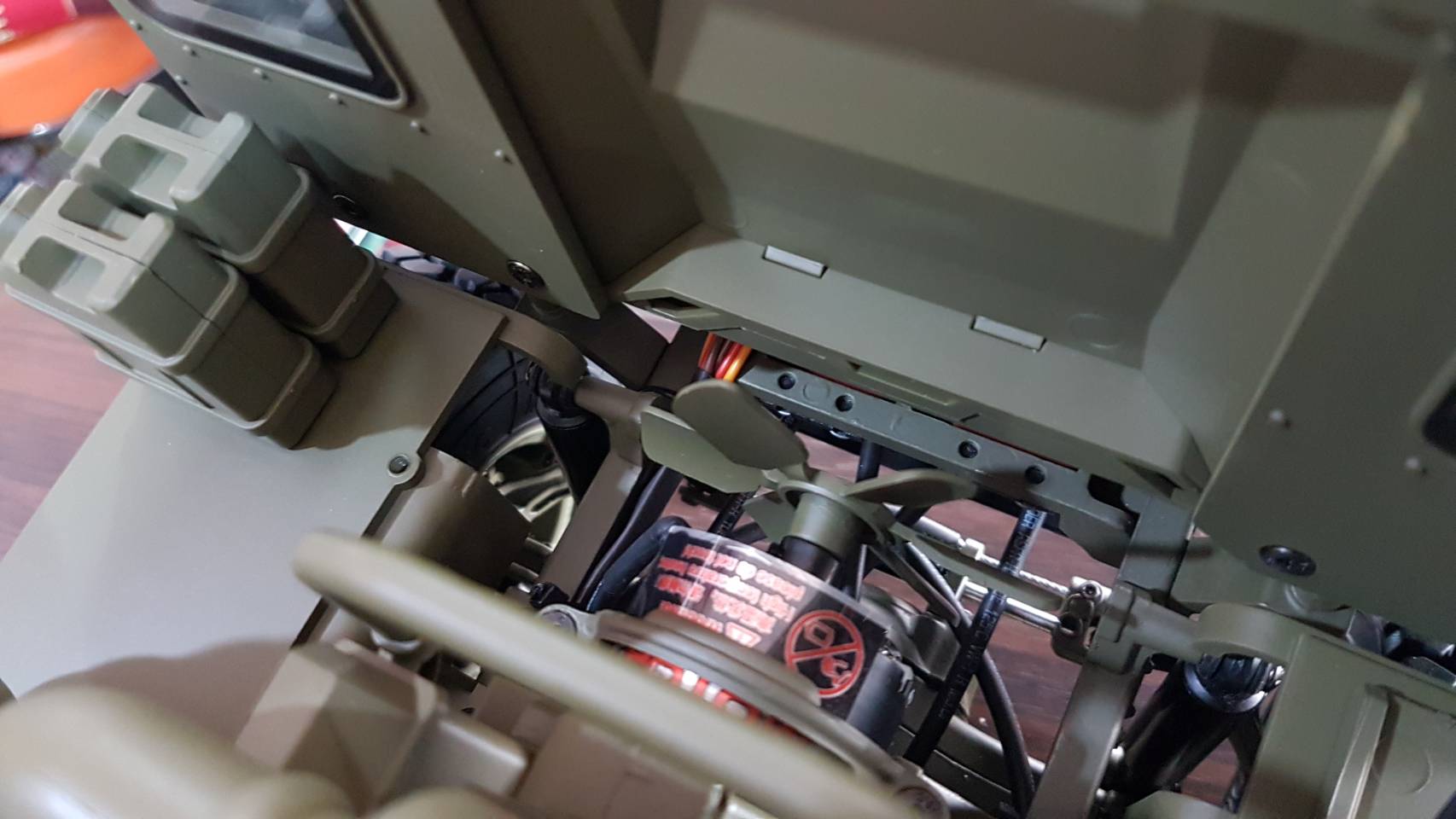 U.S. M977 Hemtt Oshkosh 8x8 Military Cargo Truck