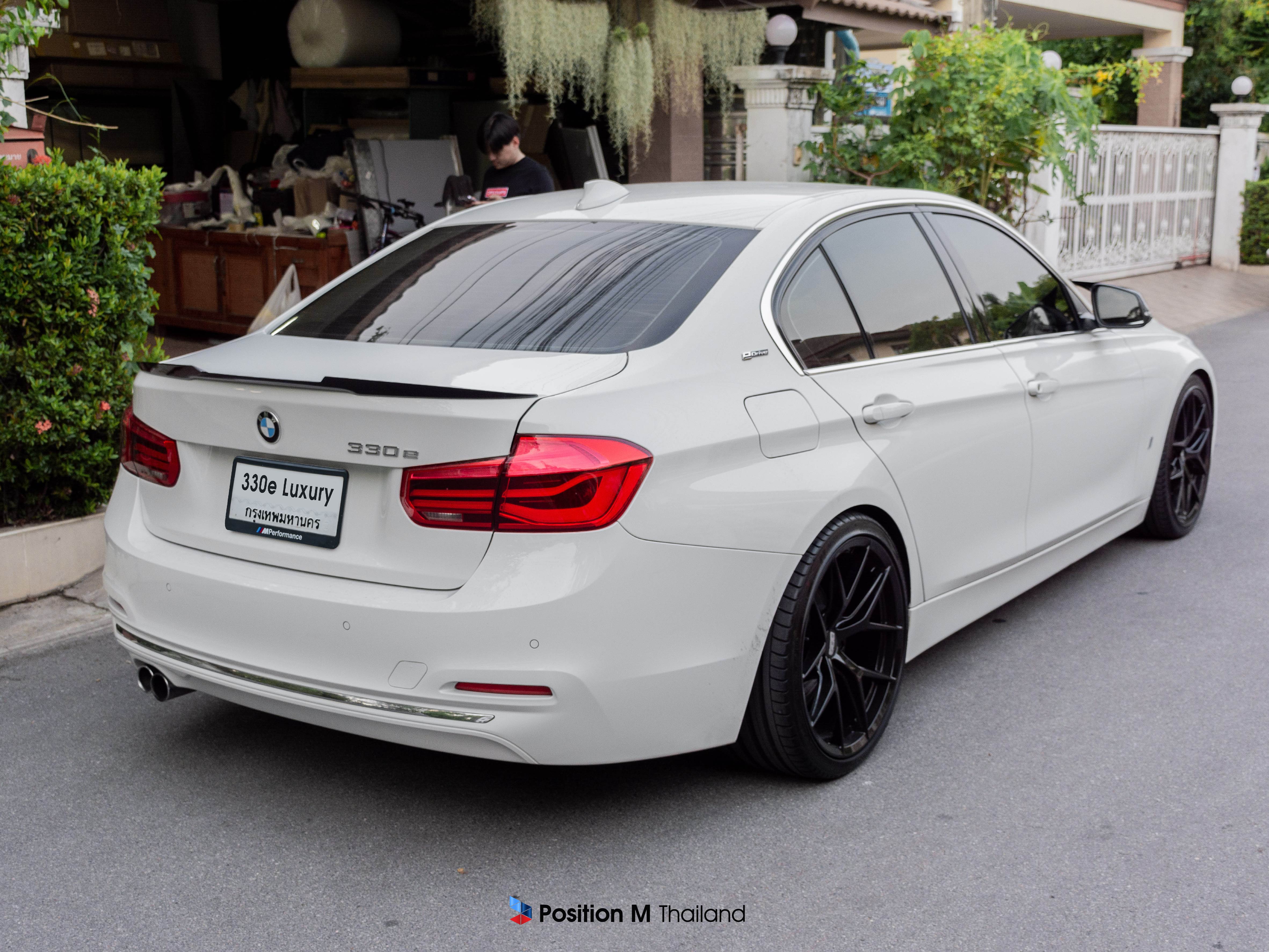 ติดตั้ง BMW F30 Luxury