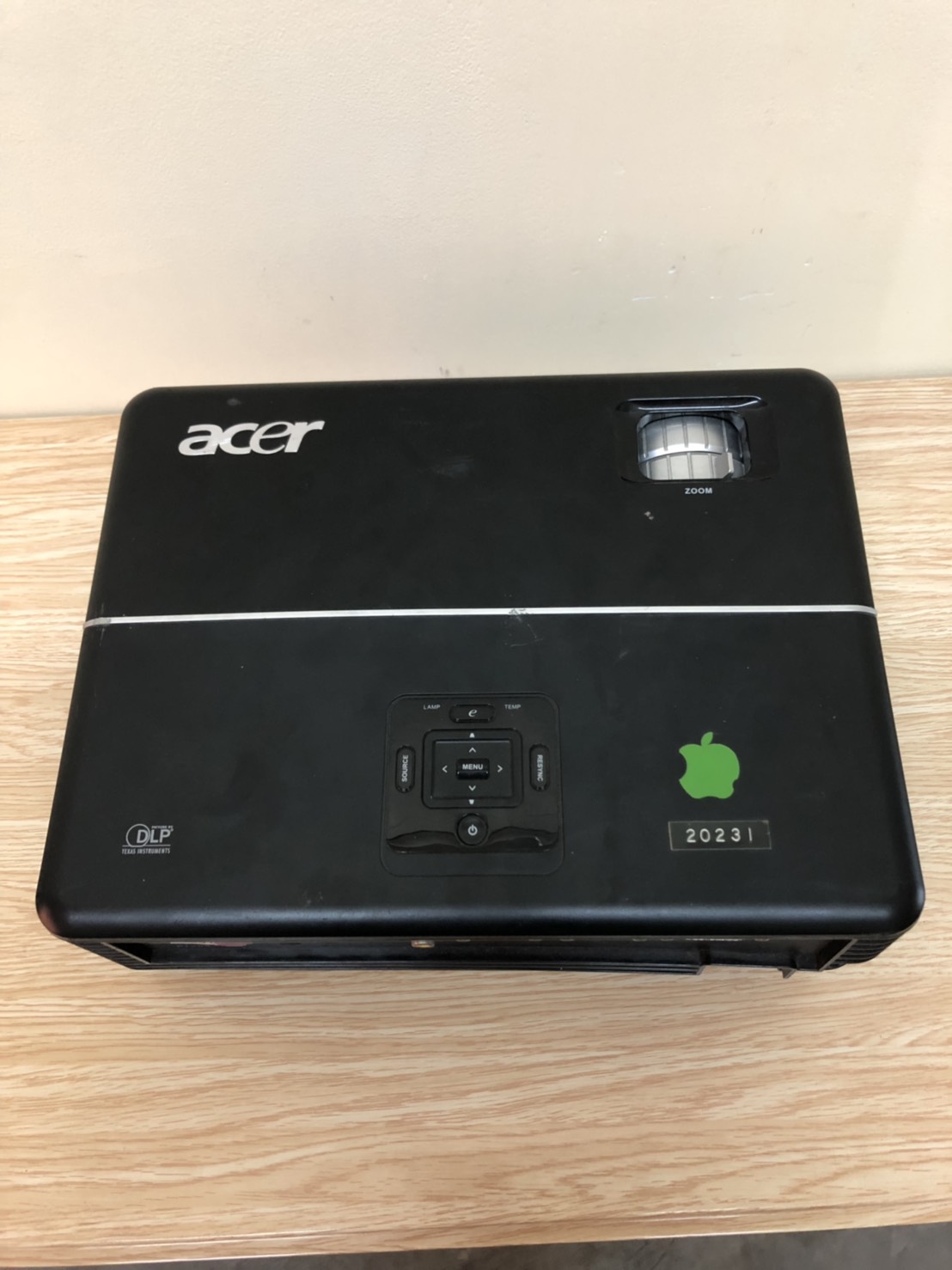โปรเจคเตอร์ ACER P1265 ตามสภาพ