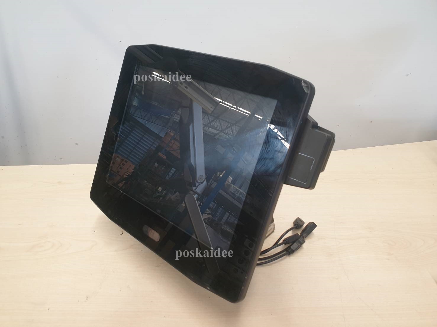 เครื่อง ALL IN ONE SENOR iSPOS 195 POS SYSTEM มือสอง
