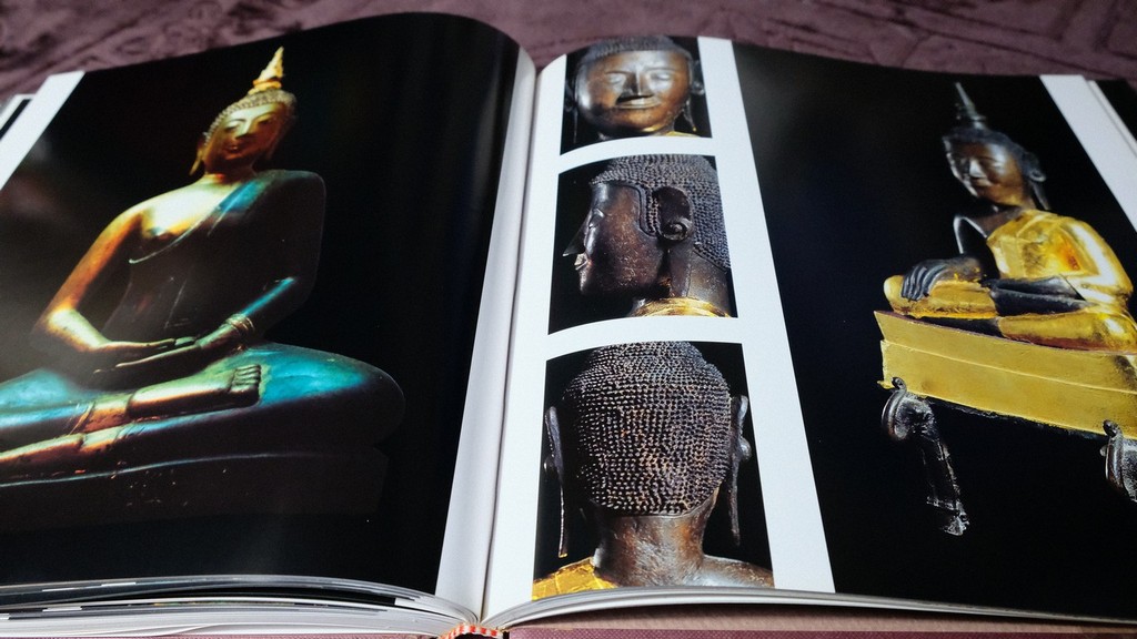 Lao Buddha: The Image and Its History by Somkiart Lopetcharat พระพุทธรูปล้านช้าง โดย สมเกียรติ โล่เพชรัตน์ (พรีออเดอร์-สอบถาม)