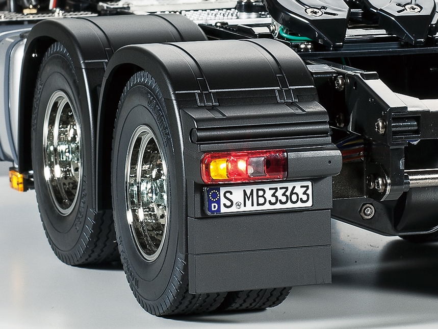 Mercedes-Benz AROCS 3363 6x4 Classicspace