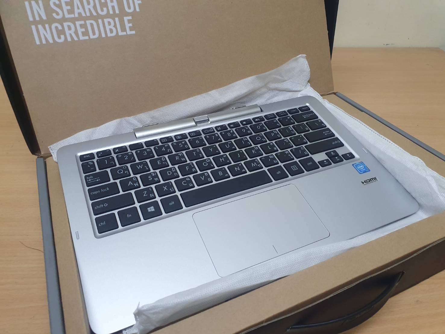 คีบอร์ด ASUS T200T mobile dock