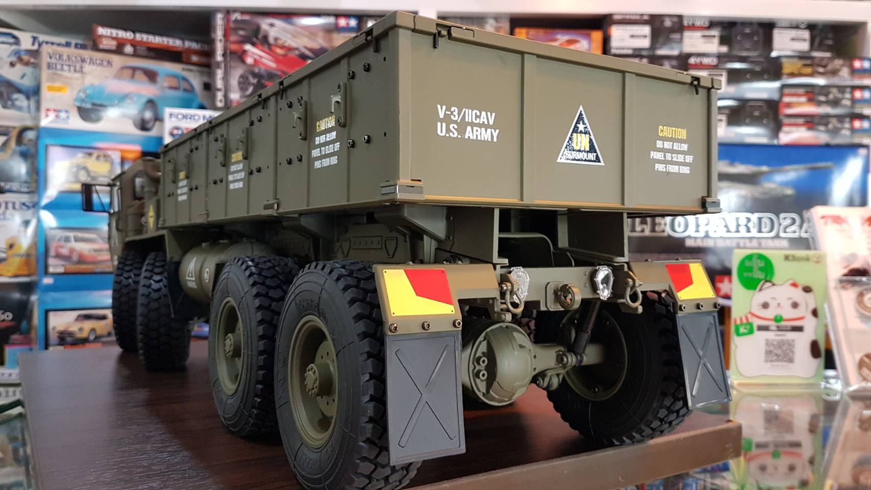 U.S. M977 Hemtt Oshkosh 8x8 Military Cargo Truck