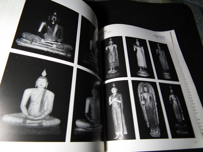 พระพุทธรูปลังกา โดย สมเกียรติ โล่ห์เพชรัตน์ ปี 2540 (สอบถาม)