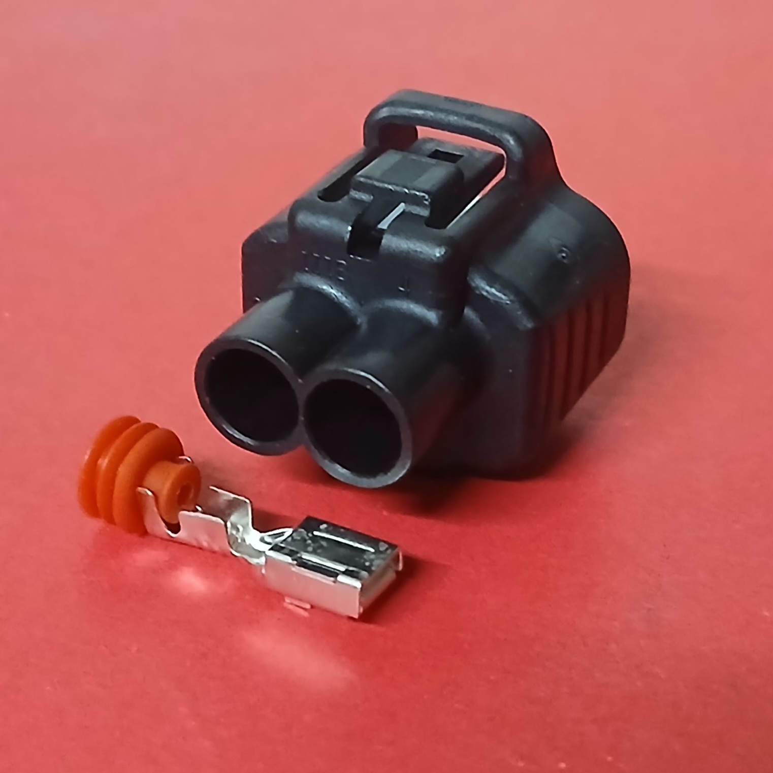 2 พิน พัดลมหม้อน้ำ Toyota 4.8 มม. #0425