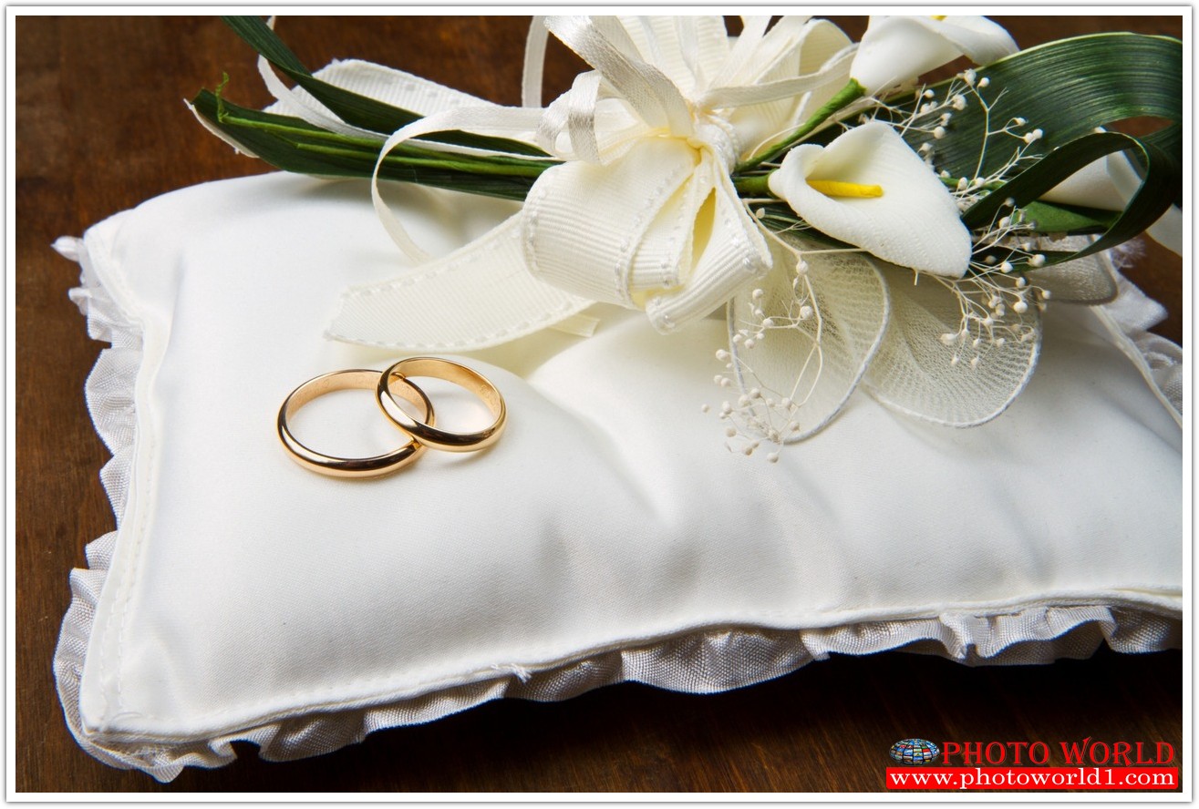 วอลเปเปอร์รูปภาพติดผนังสั่งทำ มีภาพให้เลือกกว่า 50,000 ภาพ ออกแบบกราฟฟิค หรือ รูปภาพตามที่ท่านกำหนด ในสไตล์ท่านเอง "custom made"