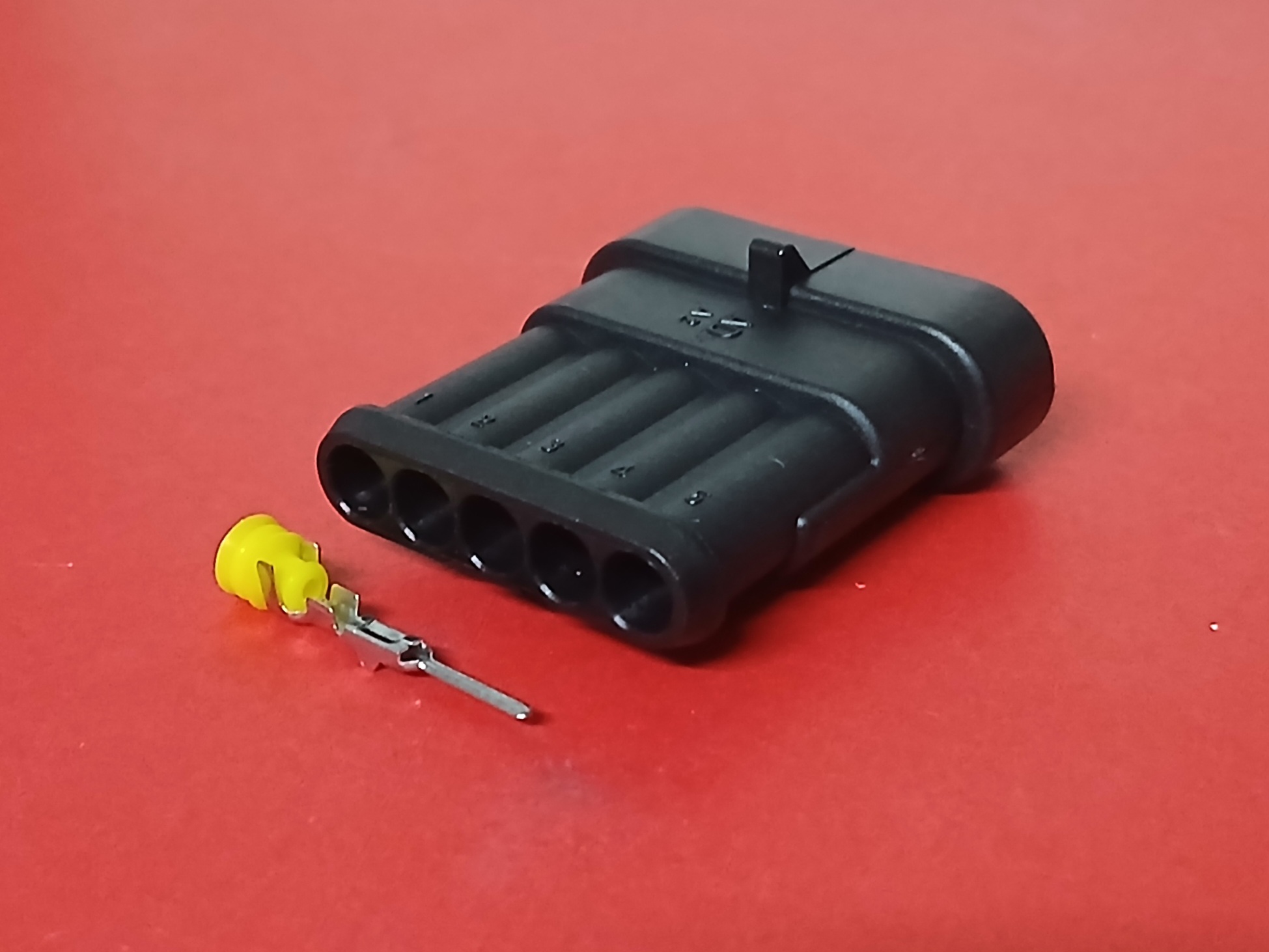 5 พิน Amp 1.5 ตัวผู้