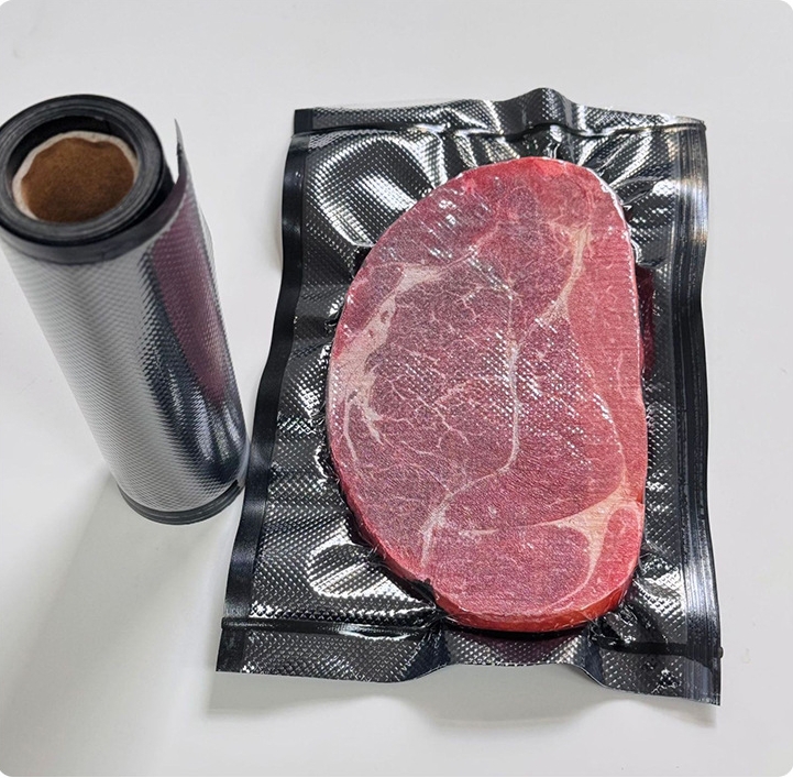 ถุงสุญญากาศลายนูน หลังสีดำ แบบม้วน (แพ็ค 100 ใบ)