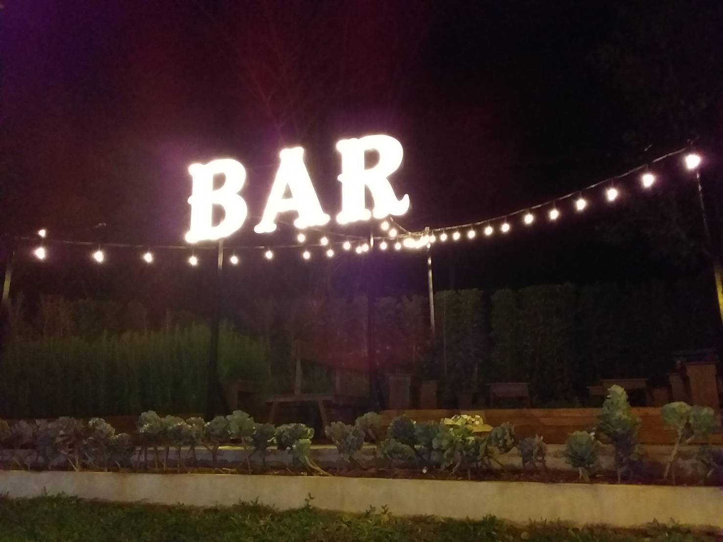 ไฟปิงปอง พ่นสีดำ - #BAR ติดตั้งชลบุรี