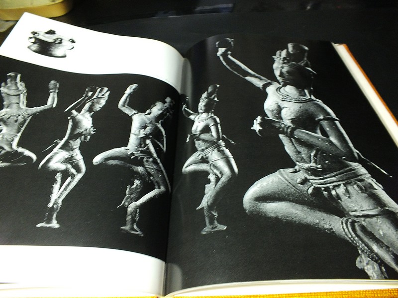 The House on the Klong (the bangkok home and asian art collection of James Thompson ) ปกแข็ง ปี 1983