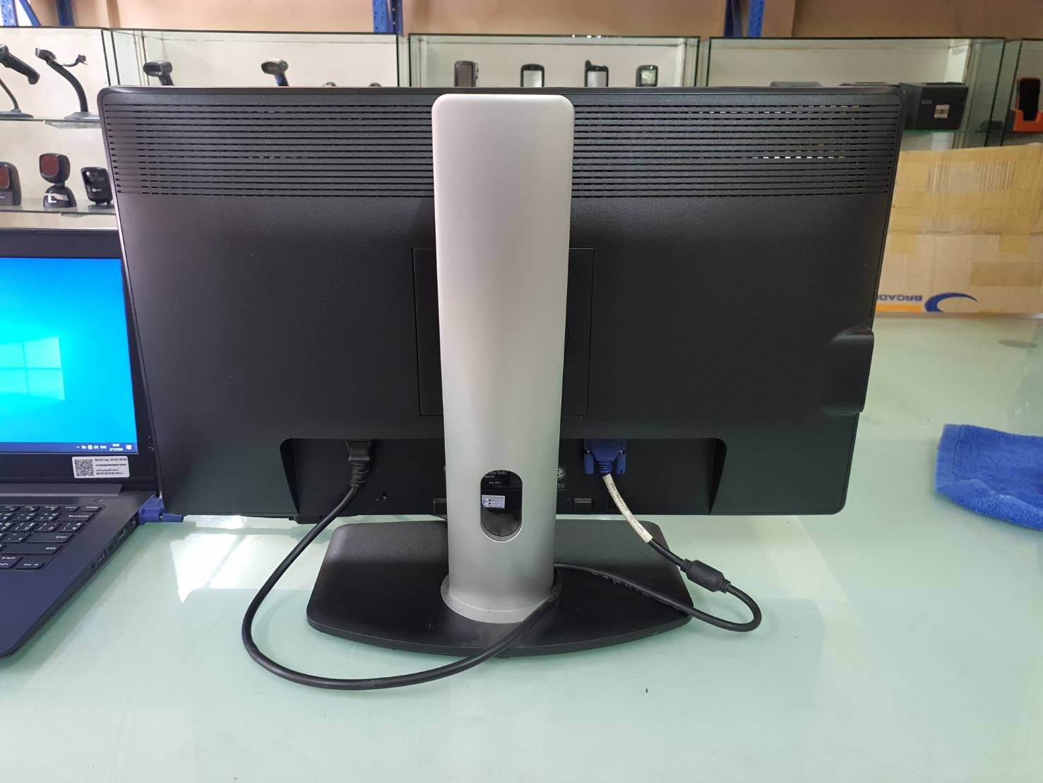 จอคอม LED ยี่ห้อ DELL รุ่น P2312H ขนาด 23.5 นิ้ว Full HD หมุนได้ มือสอง