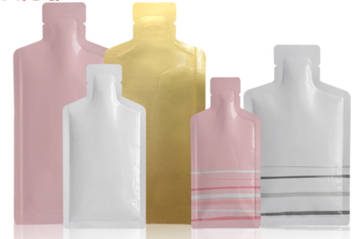 ถุงแบนฟอยล์รูปขวด ซีล 3 ด้าน (เมทัลไลท์)