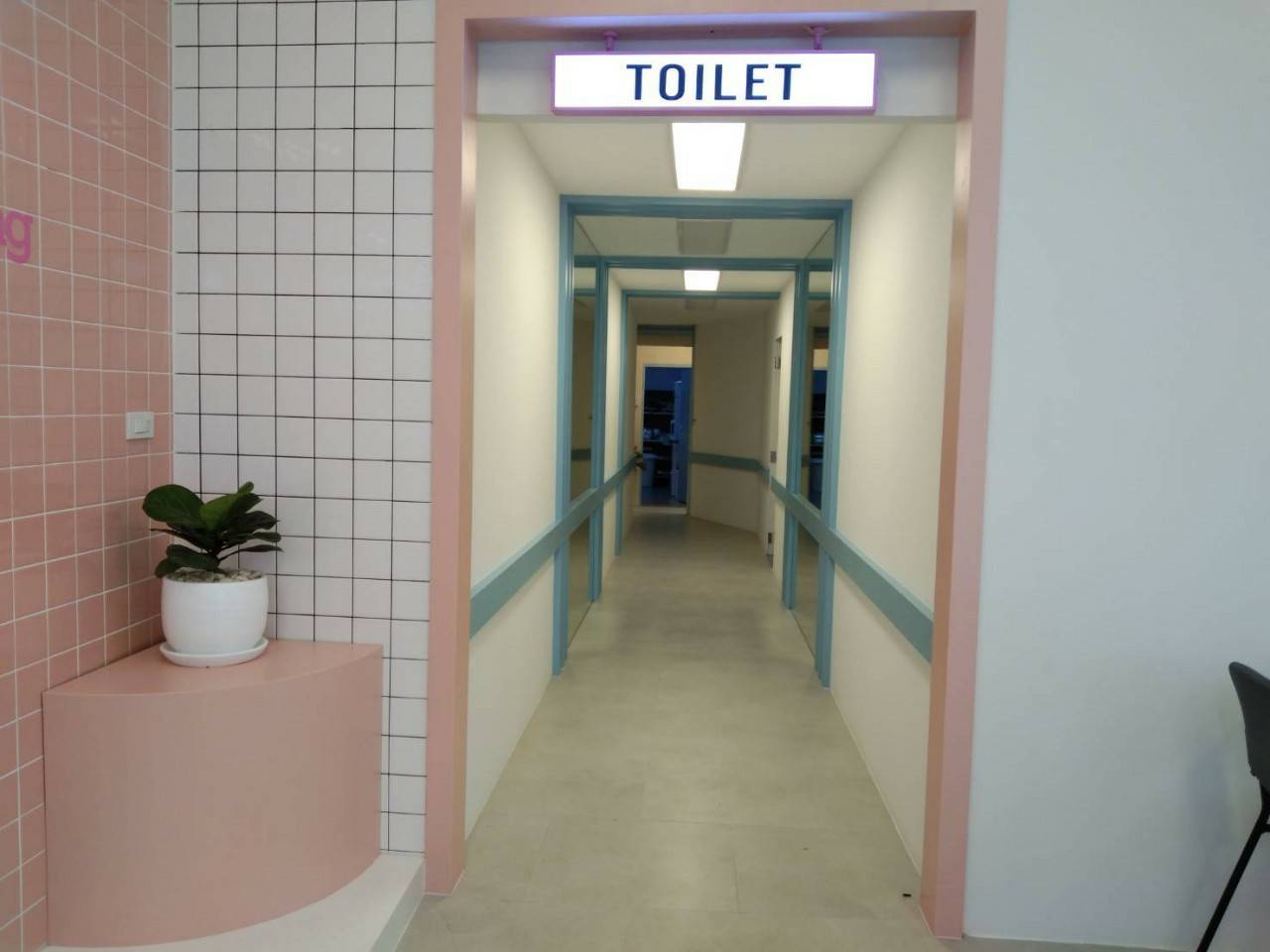 งานป้ายกล่องไฟ TOILET