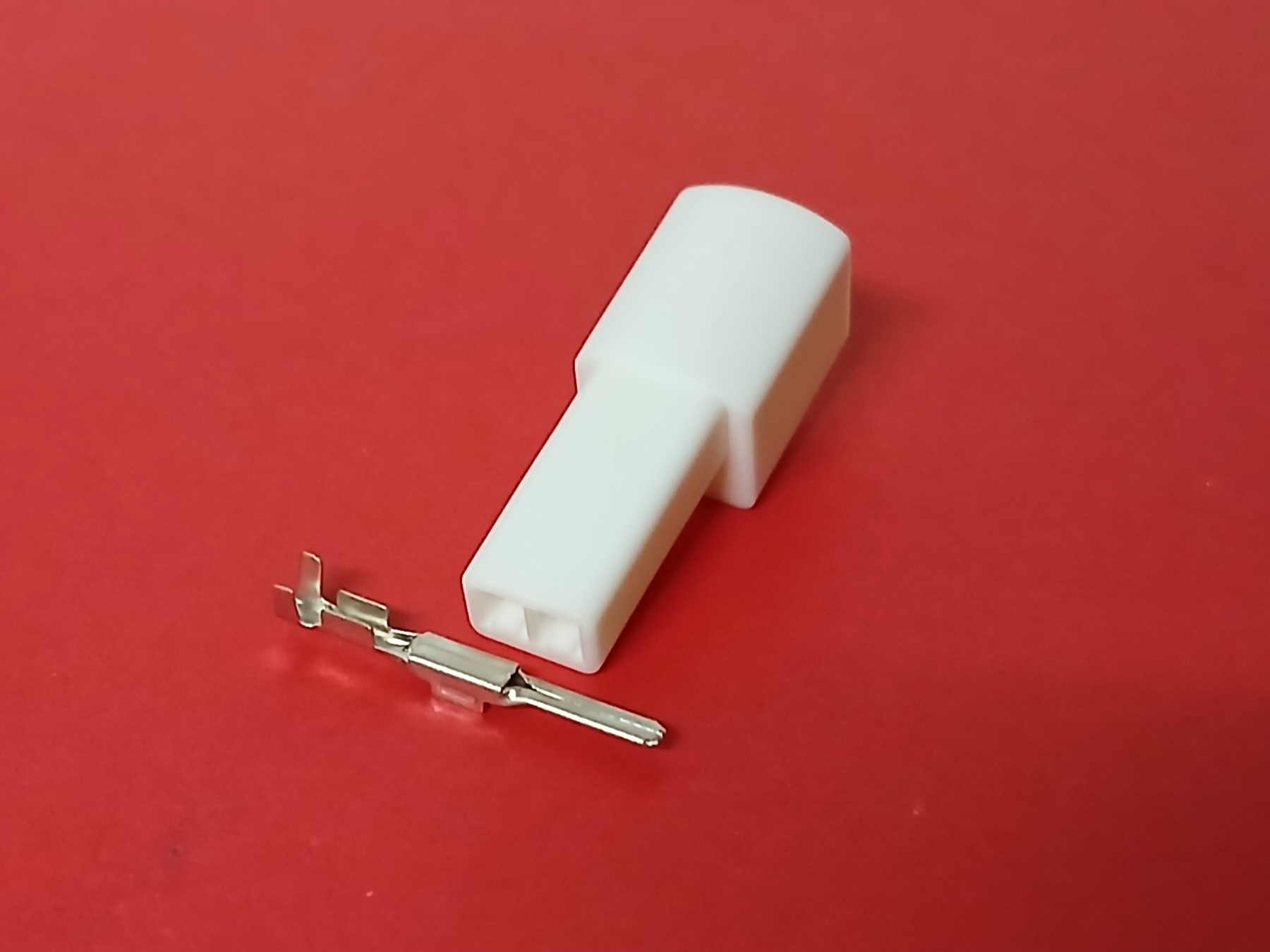 2 พิน ขาว ช่องจุดบุหรี่ Toyota #12498