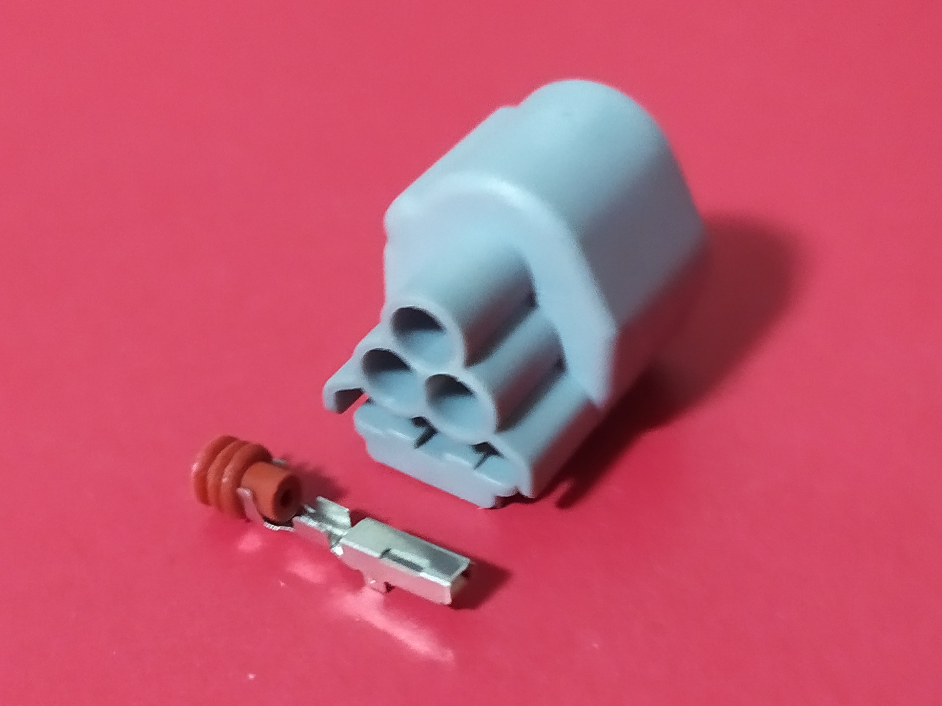 3 พิน เทา เซ็นเซอร์น้ำ D-max #0486