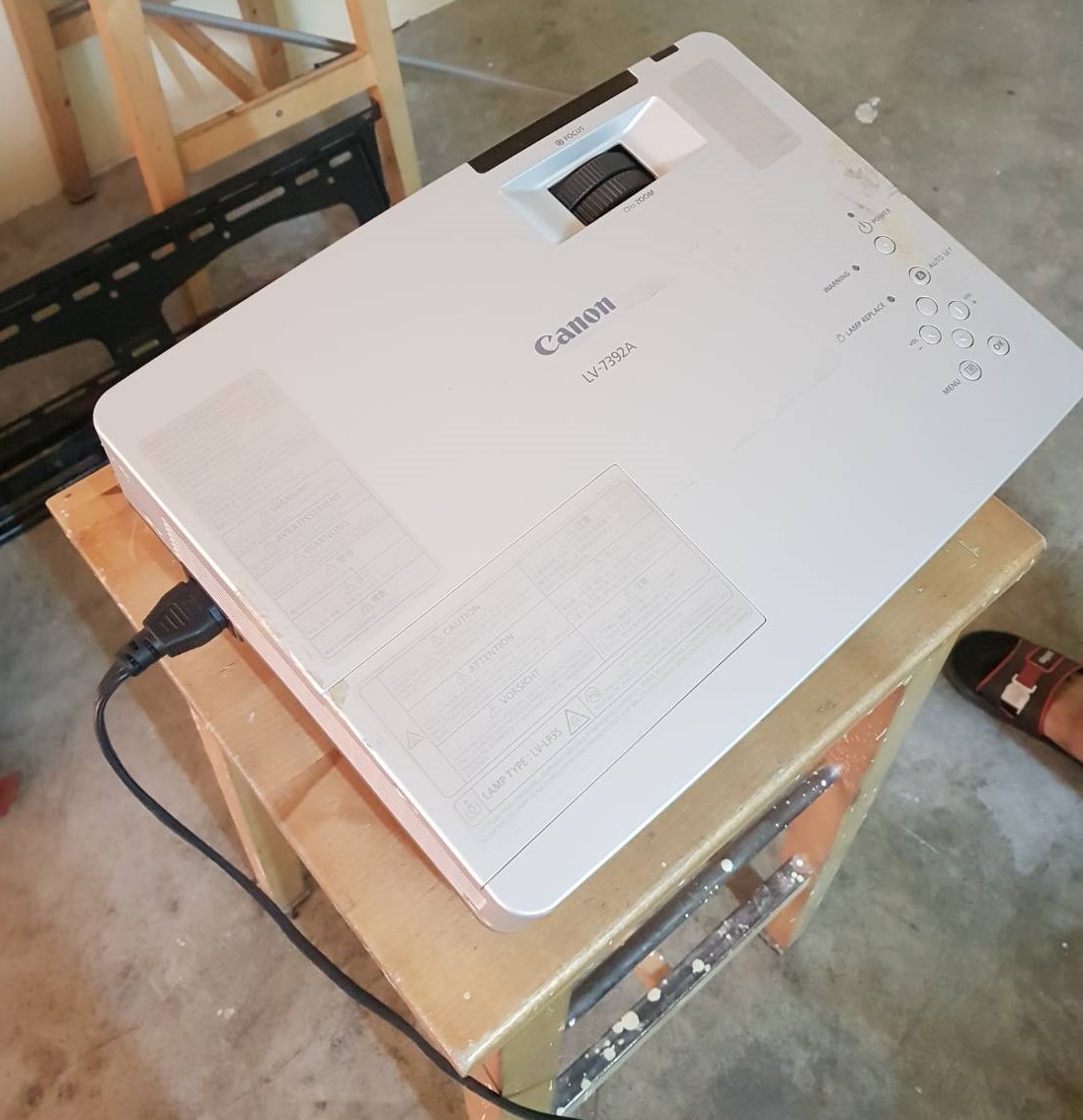 โปรเจคเตอร์Canon LV-7392A มือสอง