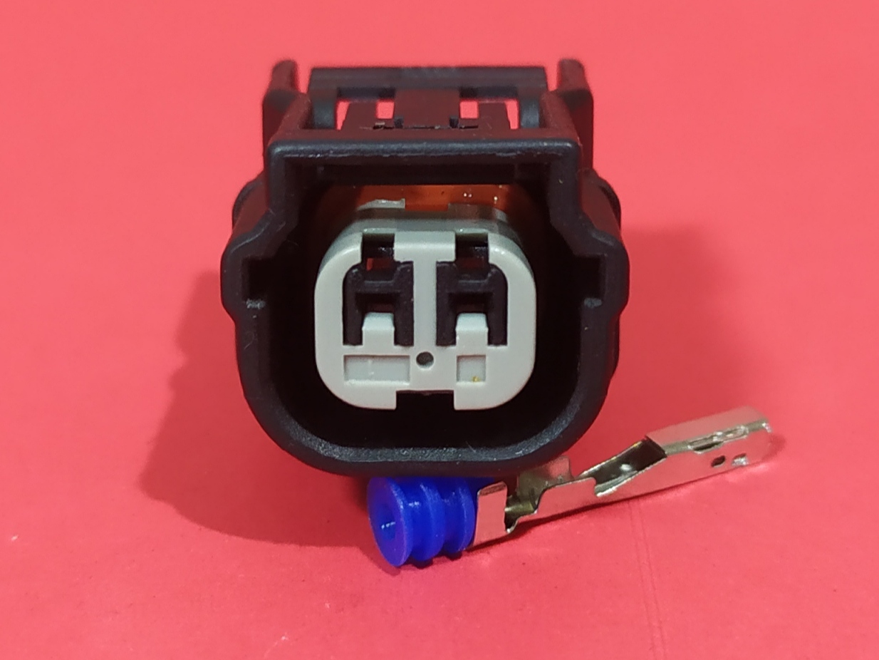 2 พิน ดำ ร่องบน ล็อคใหญ่ #7036